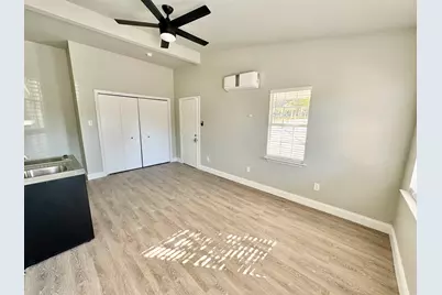 705 Sunrise Avenue, Sunrise Beach, TX 78643 - Photo 9