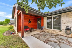 703 Kincheloe, Burnet, TX 78611 - Photo 3