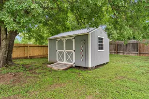 703 Kincheloe, Burnet, TX 78611 - Photo 37