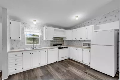 156 Julie Lane, Kingsland, TX 78639 - Photo 9