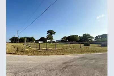 1519 Lakeview Dr, Tow, TX 78672 - Photo 9