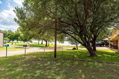 103 Live Oak, Tow, TX 78672 - Photo 7