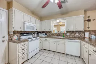 1928 Ridgeview, Kingsland, TX 78639 - Photo 11
