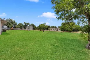 312 Apache Dr, Burnet, TX 78611 - Photo 39