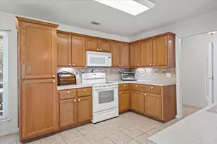 1601 E Johnson St St, Burnet, TX 78611 - Photo 13