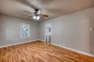 103 E Lampasas St, Llano, TX 78643 - Photo 5