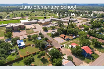 103 E Lampasas Street, Llano, TX 78643 - Photo 23