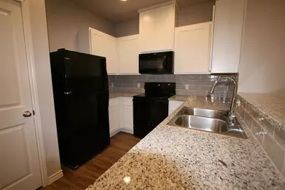 217 Peruna, Marble Falls, TX 78654 - Photo 7