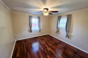 903 Wright St, Llano, TX 78643 - Photo 15