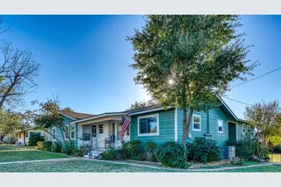 903 Wright Street, Llano, TX 78643 - Photo 1