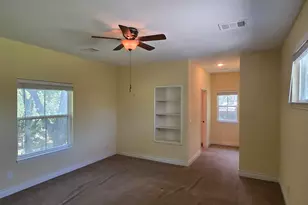 1102 F Ave, Marble Falls, TX 78654 - Photo 13