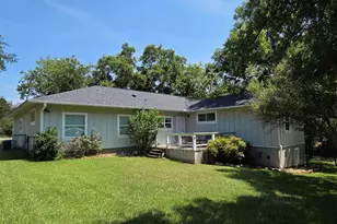 1102 F Ave, Marble Falls, TX 78654 - Photo 7