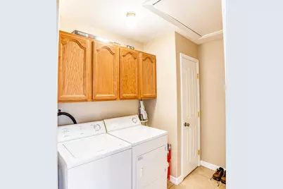220 W Lakecrest, Bluffton, TX 78607 - Photo 19