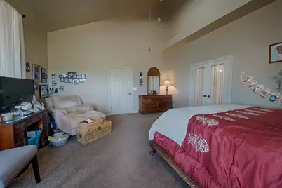 421 Chimney Cove Drive, Marble Falls, TX 78654 - Photo 15