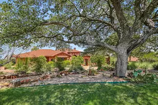 405 The Trails Pkwy, Horseshoe Bay, TX 78657 - Photo 3