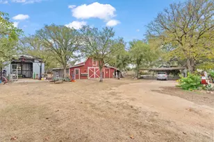 2403 Maple Ln, Kingsland, TX 78639 - Photo 3