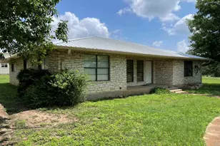 1435 Co Rd 108, Burnet, TX 78611 - Photo 5