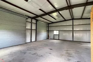 1435 Co Rd 108, Burnet, TX 78611 - Photo 17