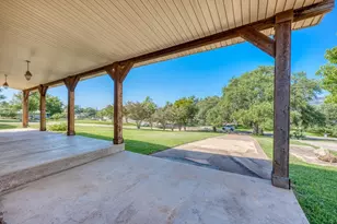 4047 River Oaks Dr, Kingsland, TX 78639 - Photo 5