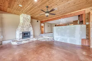 4047 River Oaks Dr, Kingsland, TX 78639 - Photo 9
