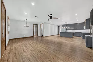 2924 Candace Cir, Horseshoe Bay, TX 78657 - Photo 13