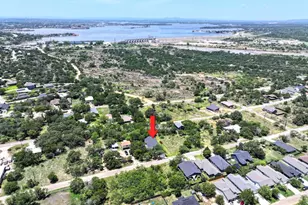 638 Oak Ln, Cottonwood Shores, TX 78657 - Photo 29