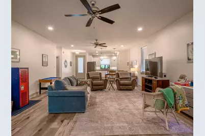 638 Oak Lane, Cottonwood Shores, TX 78657 - Photo 13