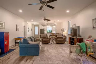 638 Oak Ln, Cottonwood Shores, TX 78657 - Photo 13