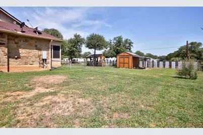 710 Panorama, Buchanan Dam, TX 78609 - Photo 19