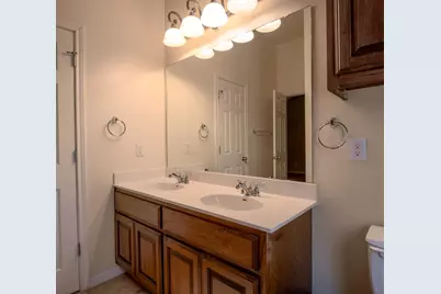 212 Cailin Ct, Burnet, TX 78611 - Photo 17