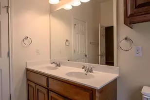212 Cailin Ct, Burnet, TX 78611 - Photo 17