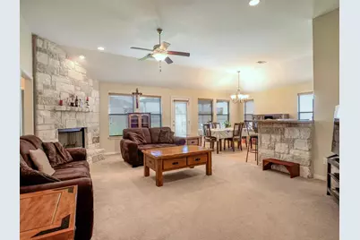 212 Cailin Ct, Burnet, TX 78611 - Photo 5