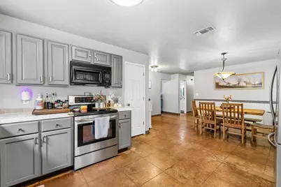 611 Magnolia Ln, Cottonwood Shores, TX 78657 - Photo 27
