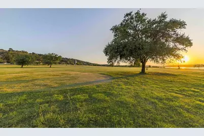 121 Margot Lane, Spicewood, TX 78669 - Photo 27