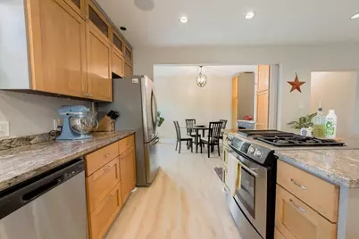 121 Margot Lane, Spicewood, TX 78669 - Photo 7