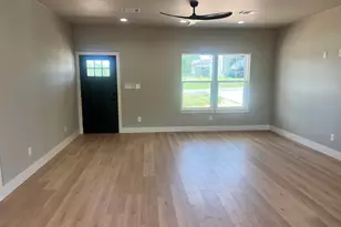 2202 Shawnee Dr, Kingsland, TX 78639 - Photo 5