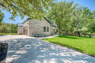 613 Apache Tear, Horseshoe Bay, TX 78657 - Photo 3