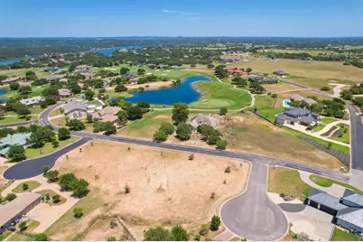 26500 Lauren Ct, Spicewood, TX 78669 - Photo 3