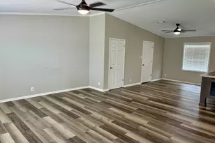 2203 25th St, Horseshoe Bay, TX 78657 - Photo 7