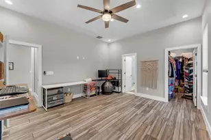 824 Woodland Hills Dr, Granite Shoals, TX 78654 - Photo 11