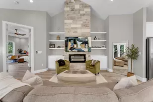 824 Woodland Hills Dr, Granite Shoals, TX 78654 - Photo 19