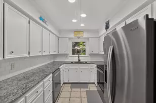 206 Corder Ln, Burnet, TX 78611 - Photo 9