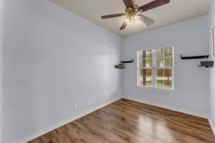 145 Chaumont St, Kingsland, TX 78639 - Photo 15
