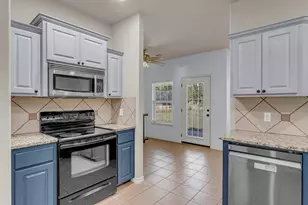 145 Chaumont St, Kingsland, TX 78639 - Photo 13