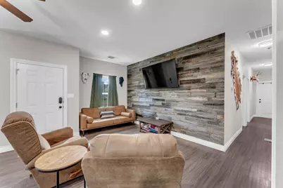 102 Fox Cir, Burnet, TX 78611 - Photo 5
