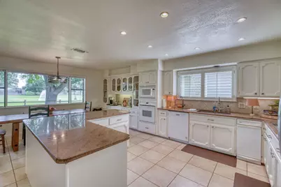 618 Hi Stirrup, Horseshoe Bay, TX 78657 - Photo 11