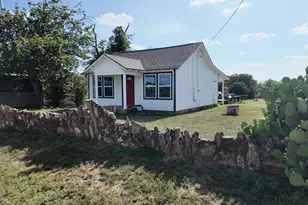 107 N Hall St, Richland Springs, TX 76871 - Photo 3