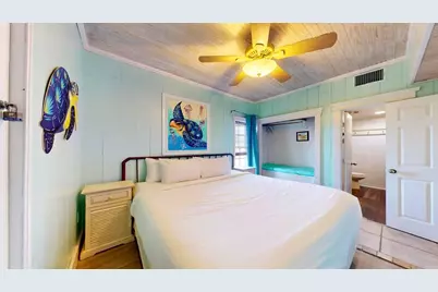 131 W White Avenue, Out of Area, TX 78373 - Photo 17