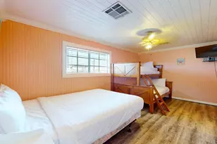 131 W White Ave, Out of Area, TX 78373 - Photo 27