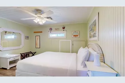 131 W White Avenue, Out of Area, TX 78373 - Photo 25